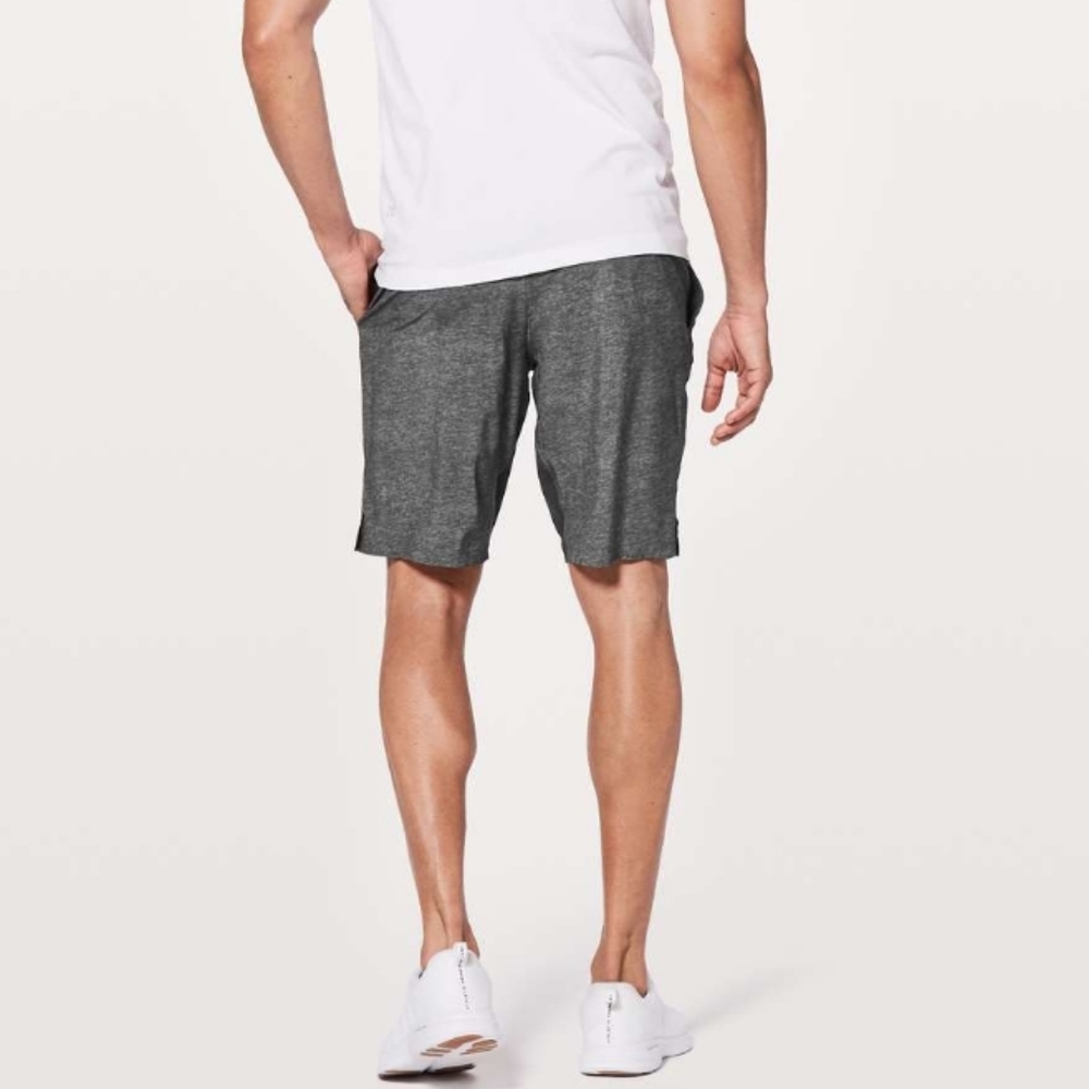 Lululemon Mens T.H.E Short Out of Mind Liner 9" Medium - Picture 3 of 12